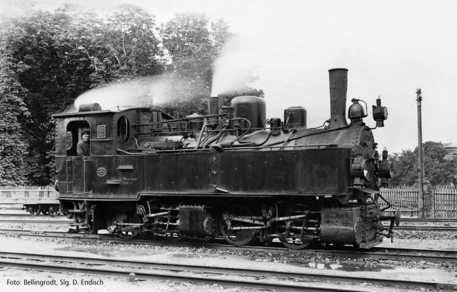 Steam locomotive Nr.13<br /><a href='images/pictures/Tillig_HOe_HOm/05800.jpg' target='_blank'>Full size image</a>